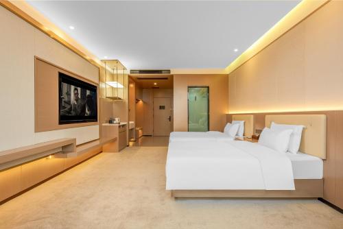 May Joys Hotel - image 2