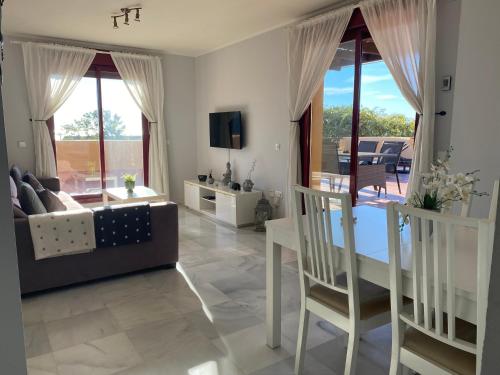 Penthouse Apartment image 10