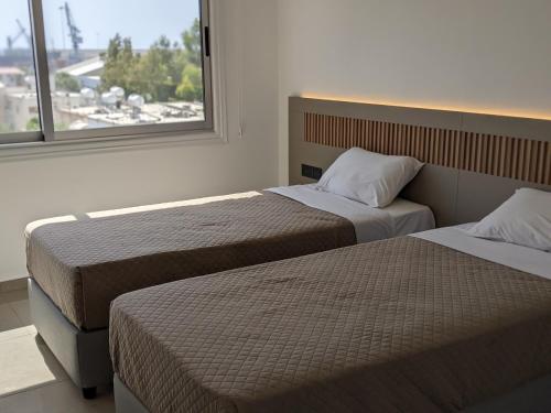 Two-Bedroom Apartment (4-5 Adults) image 2
