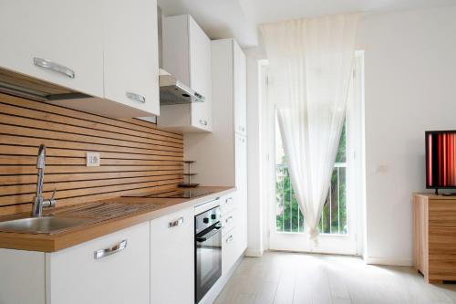 레코 CASA IDEALE TIM Appartmanti moderni vicina al centro 3성급 게스트하우스 레스토랑