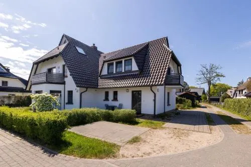 Ferienwohnungen Haus am Strand in Zingst, Deutschland