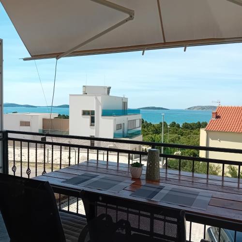 Studio Apartment with Sea View