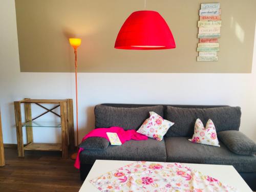 1 queen bed, 1 sofa bed