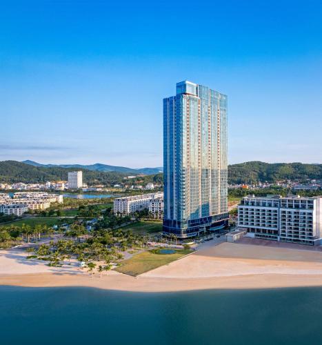 OceanView Alacarte Ha Long