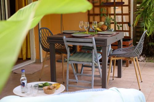 Garden, L'escale verte - garden & pool in Petit-Bourg