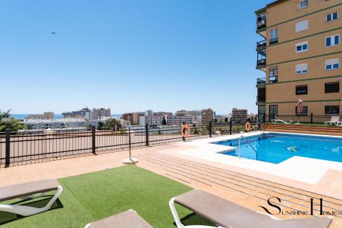 Two-Bedroom Apartment with Balcony and Sea View image 6