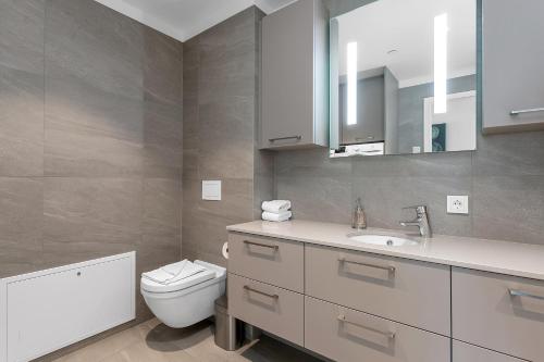 Three-Bedroom Apartment image 9