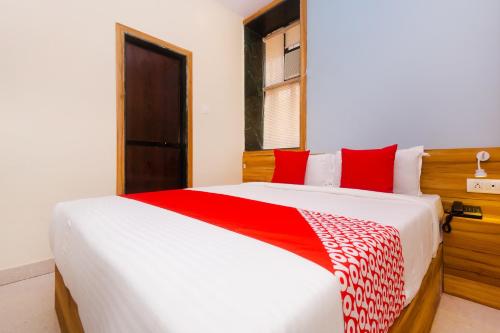 Photo - Hotel Sun City Near Saifee Hospital And HN Reliance Hospital