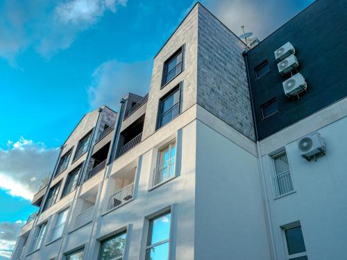 Two-Bedroom Apartment image 3