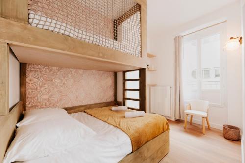 Spacious 5-Bedroom Home with Terrace, Air Conditioning and Parking, Bordeaux (Foto 8)
