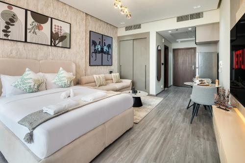 Trendy Studio Apartment In Binghatti Crystals, Дубай (фото 4)