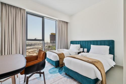 Grand 3BR APT with Pool, Gym and 2 Parking Spaces, Дубай (фото 2)