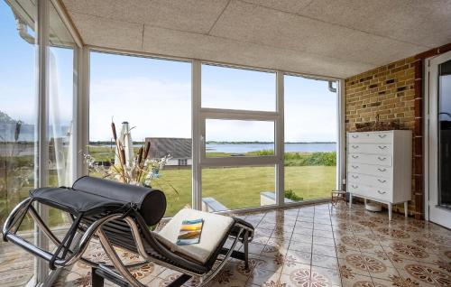 Vista exterior, Nice Home In Roslev With House Sea View in Debel
