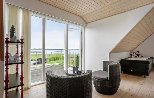 Vista exterior, Nice Home In Roslev With House Sea View in Debel