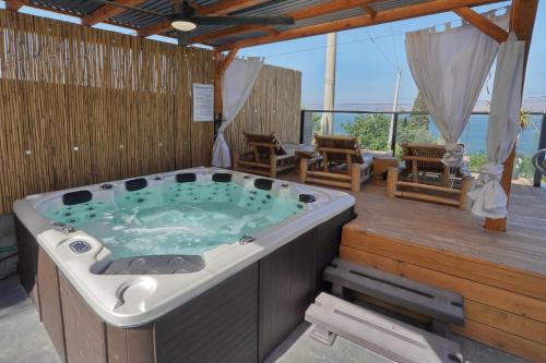 Oasis Palace 4