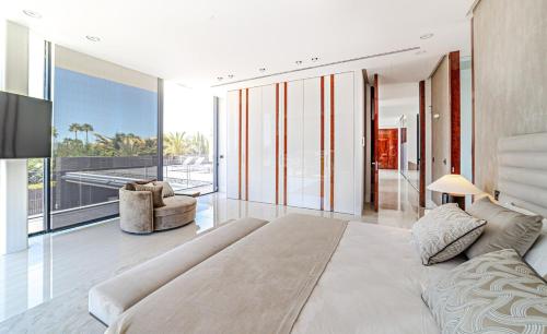 Sunny Oasis Villa