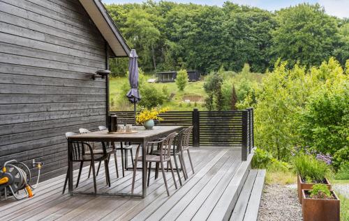 Exterior view, Beautiful Home In Ebeltoft With Kitchen in Femmoller