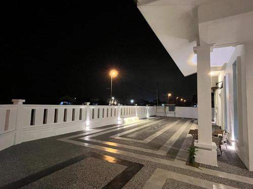 View, Cozy Nest House in Paka