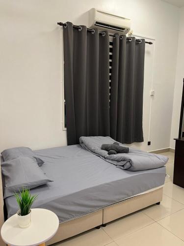 Cozy Nest House in Paka