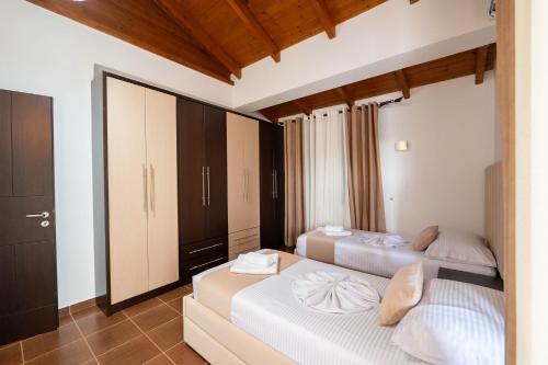 Villa JIOTA – Ksamil, AL