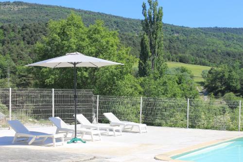 A környék, L' ABBADIE in Simiane-la-Rotonde