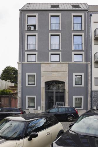 FLH Porto Central Apartments, Trofa