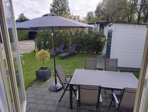 Instalaciones, Peaceful chalet with free parking and bikes in Putten