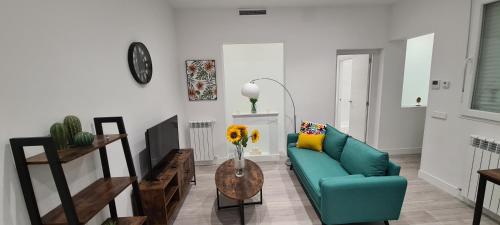 Oshun - Cozy Apartment in Malasaña - image 5