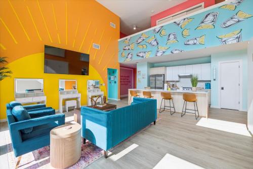 Walk to Broadway, Pool Access, Onsite Parking at Tequila Sunrise in Downtown Nashville