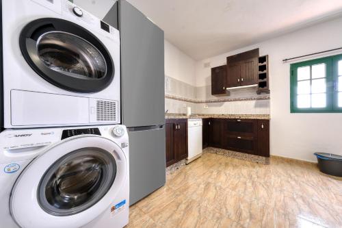 keuken, NoPasaNada Tu casa en Lanzarote in Tinajo