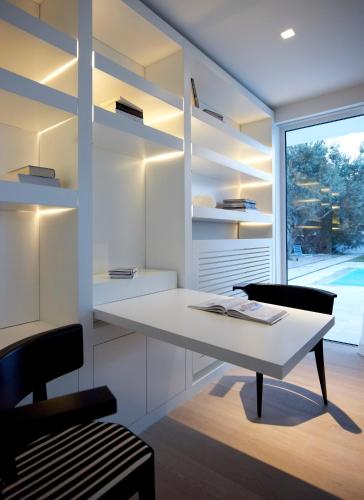 Infinity White Complex by GK Properties - Apartment - Porto Rafti