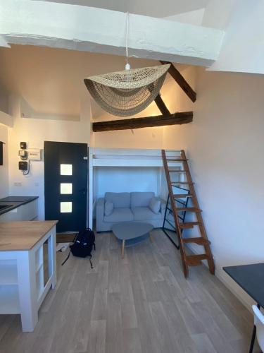 STUDIO 22M2 Neuf CENTRE VILLE de NANTES à 100m de la Cathédrale - Location saisonnière - Nantes
