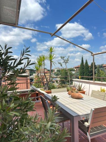 Appartamento con Terrazza vicino Gemelli e Vaticano, Rome