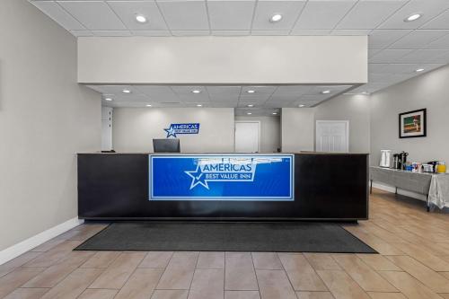 Motel 6-Hamilton AL - main image