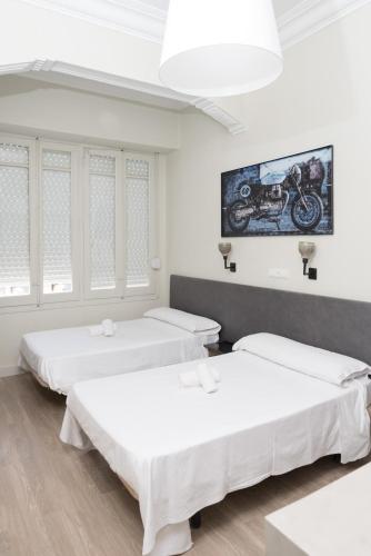 NWT Central Station Valencia Room Type - Twin Room with Shared Bathroom