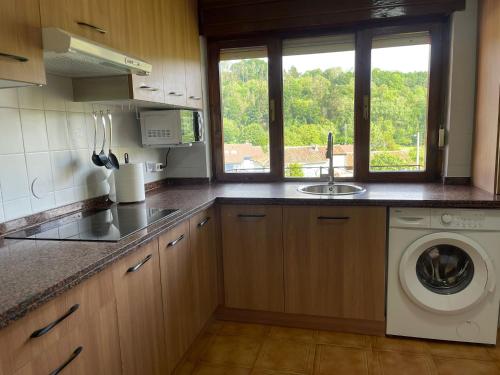 Kitchen, Dacarreda in Villamayor
