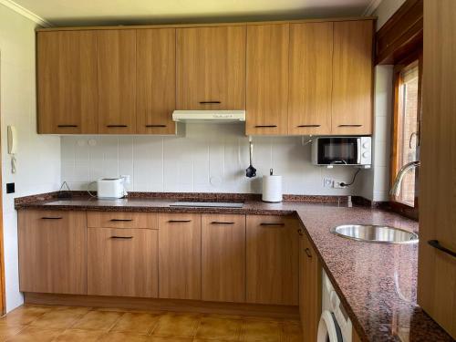 Kitchen, Dacarreda in Villamayor