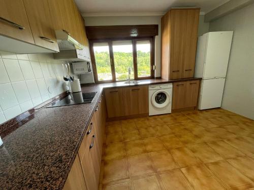 Kitchen, Dacarreda in Villamayor
