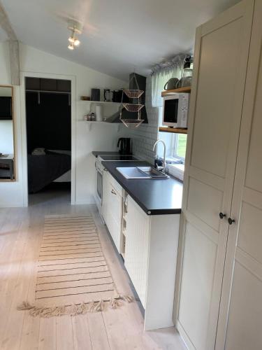 Cozy cottage on horse farm in Bollnäs (Cozy cottage on horse farm in Bollnas) in บอลล์เนส