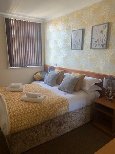 The Dickens Bar & Inn - image 8