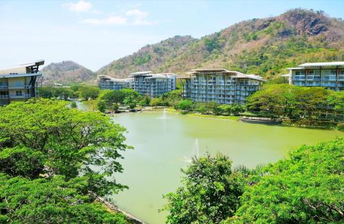 ทัศนียภาพภายนอกโรงแรม, PICO DE LORO ACCOMMODATIONS NORMAN AND LOURDES RESORT & CONDO PH in นาซุกบู