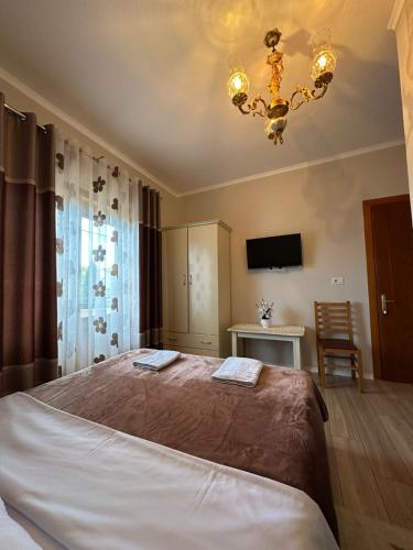 1 double bed