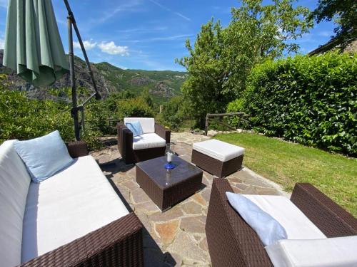 Momo 1741 - 4BR Historic stone house in the Apennines in Valmozzola