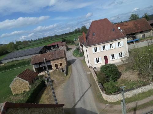 En vallée charolaise gîte à louer Fontenay
