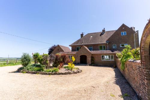 Large Family Home 23 min to Beach and New Forest