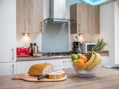 Chic Riverside Retreat Salford 4bd free parking, Manchester (fotografie 10)