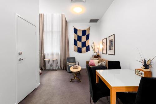 Apartment image 10
