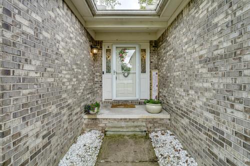 Pets Welcome Convenient Family Home in Westland! in อิงค์สเตอร์