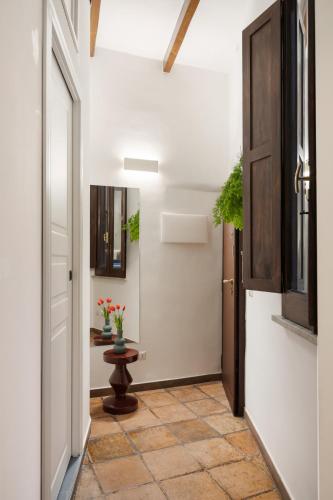 Elegant Apartment Minelli Navona by GHOR, Rzym (zdjęcie 9)