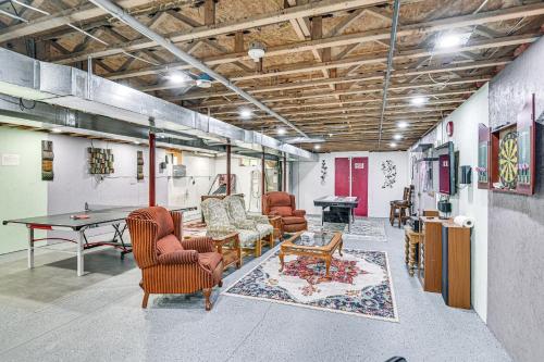 Cozy Lake Luzerne Home - 1 Mi to Wayside Beach! in Лейк Лузерн